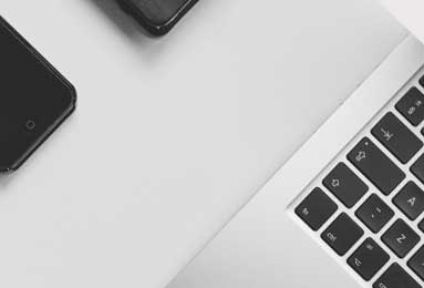 巅峰期在拜仁一言难尽，黄昏期却在曼城担任主力，多面手很难评判